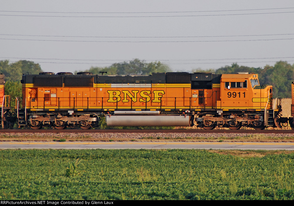 BNSF 9911